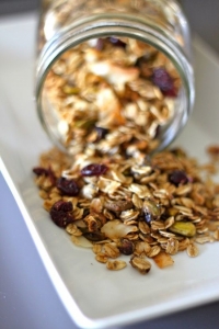 Granola with Coconut, Pistachios and Cranberries