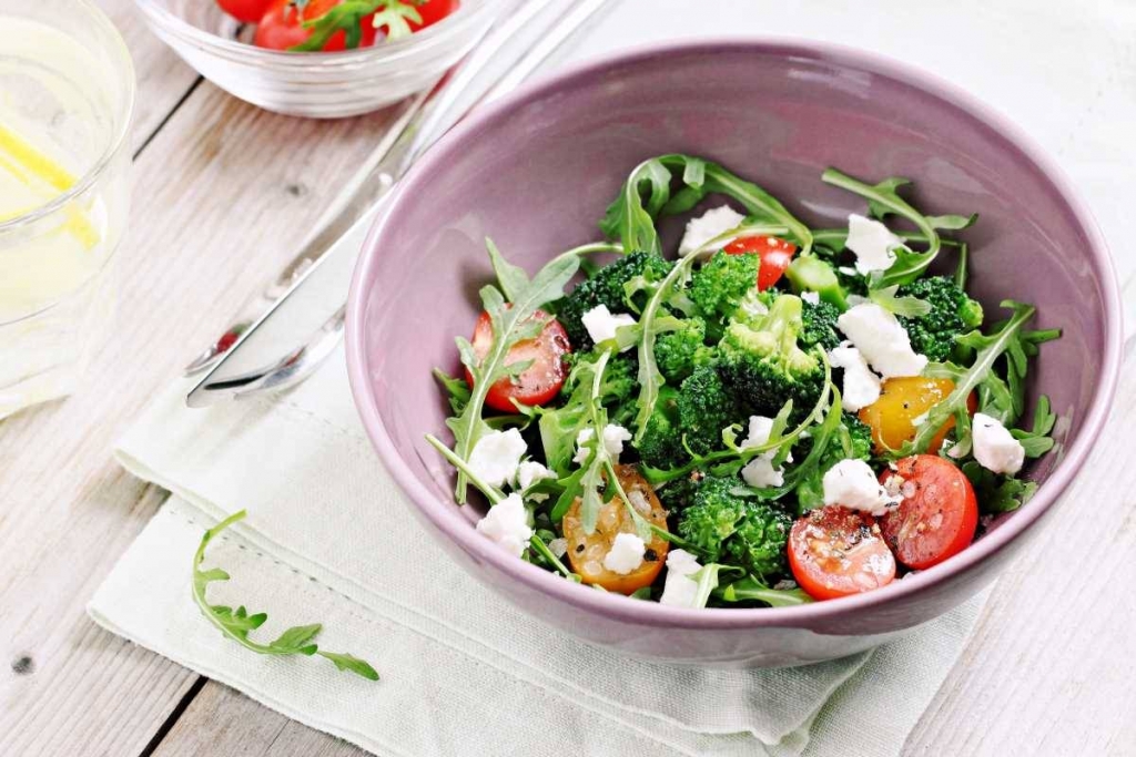 broccoli mediterranean salad