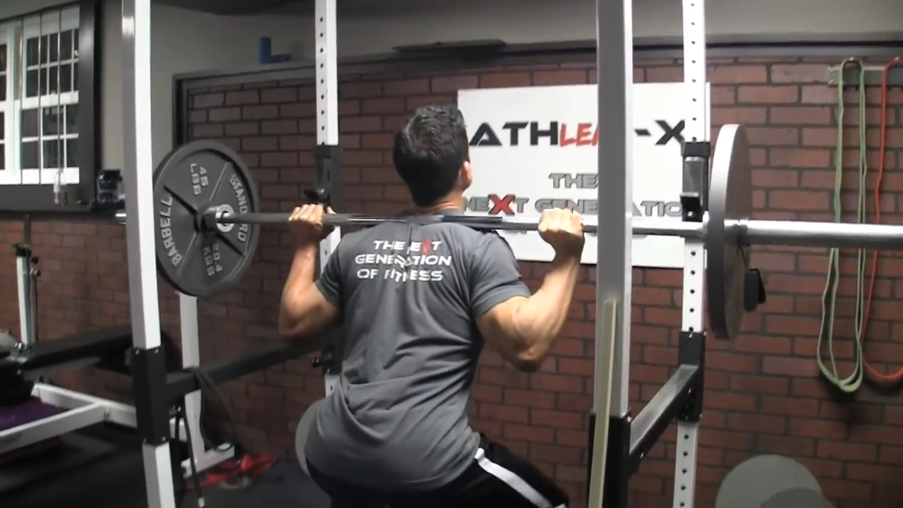 elbow placement in squat