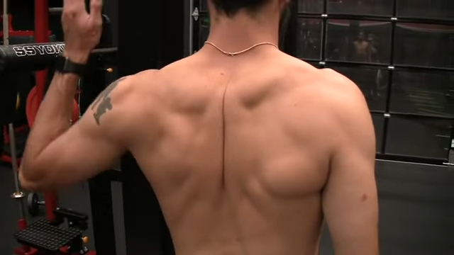 This Simple Exercise Could Be the Fix for Rounded Shoulders - AE Wellness