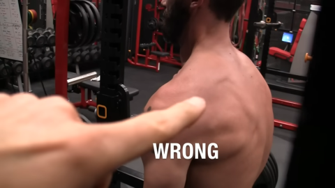 protracted scapula in rack pulls is incorrect form