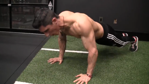 can you tell what mistake i'm making in the pushup?