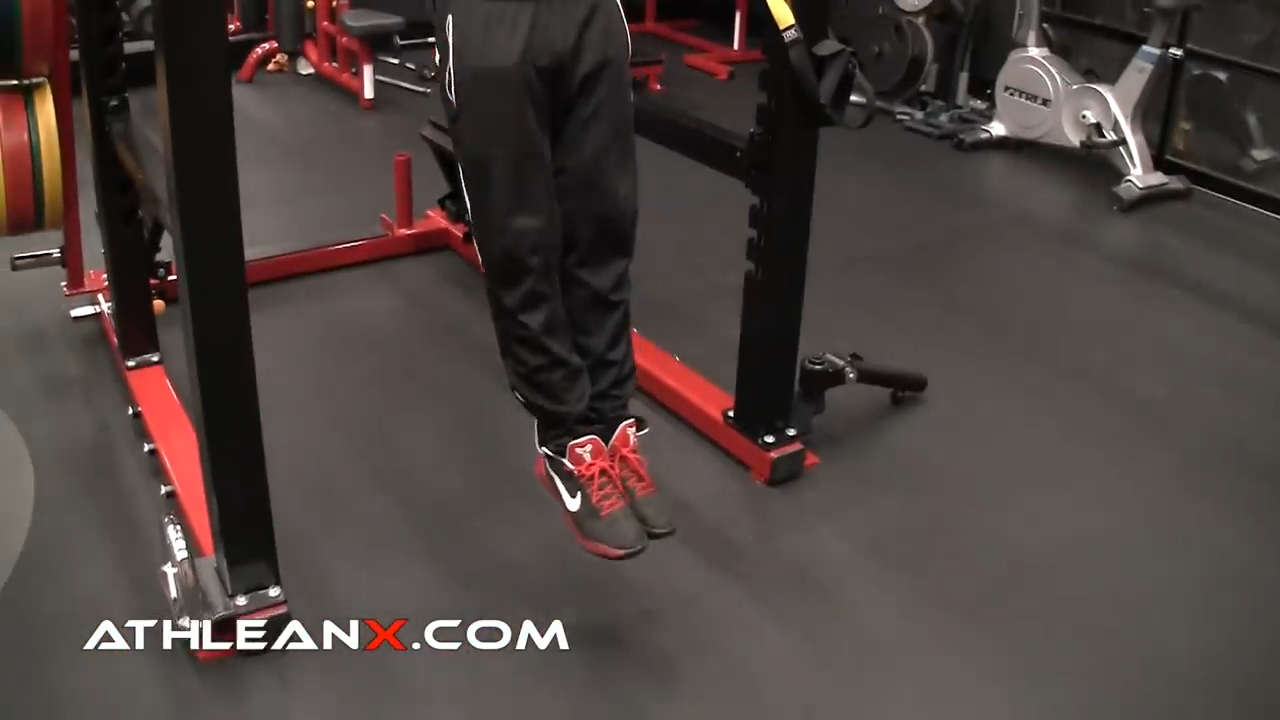 engage your quads and point the toes in the pullup
