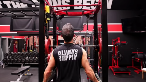 banded triceps pushdown